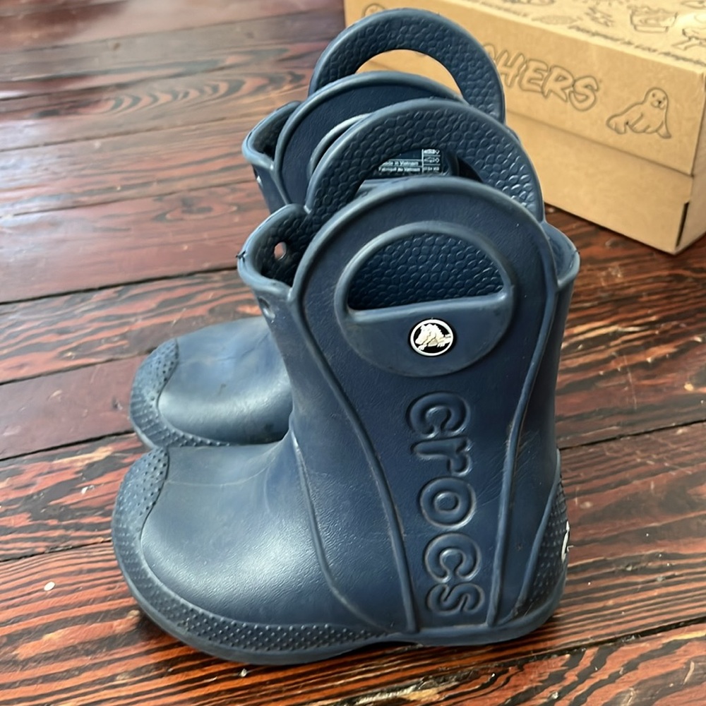 Bundle- year 1/ size 7 - Picture 8 of 10